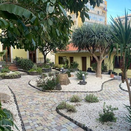 Li Cuti Apartments Catania Ngoại thất bức ảnh