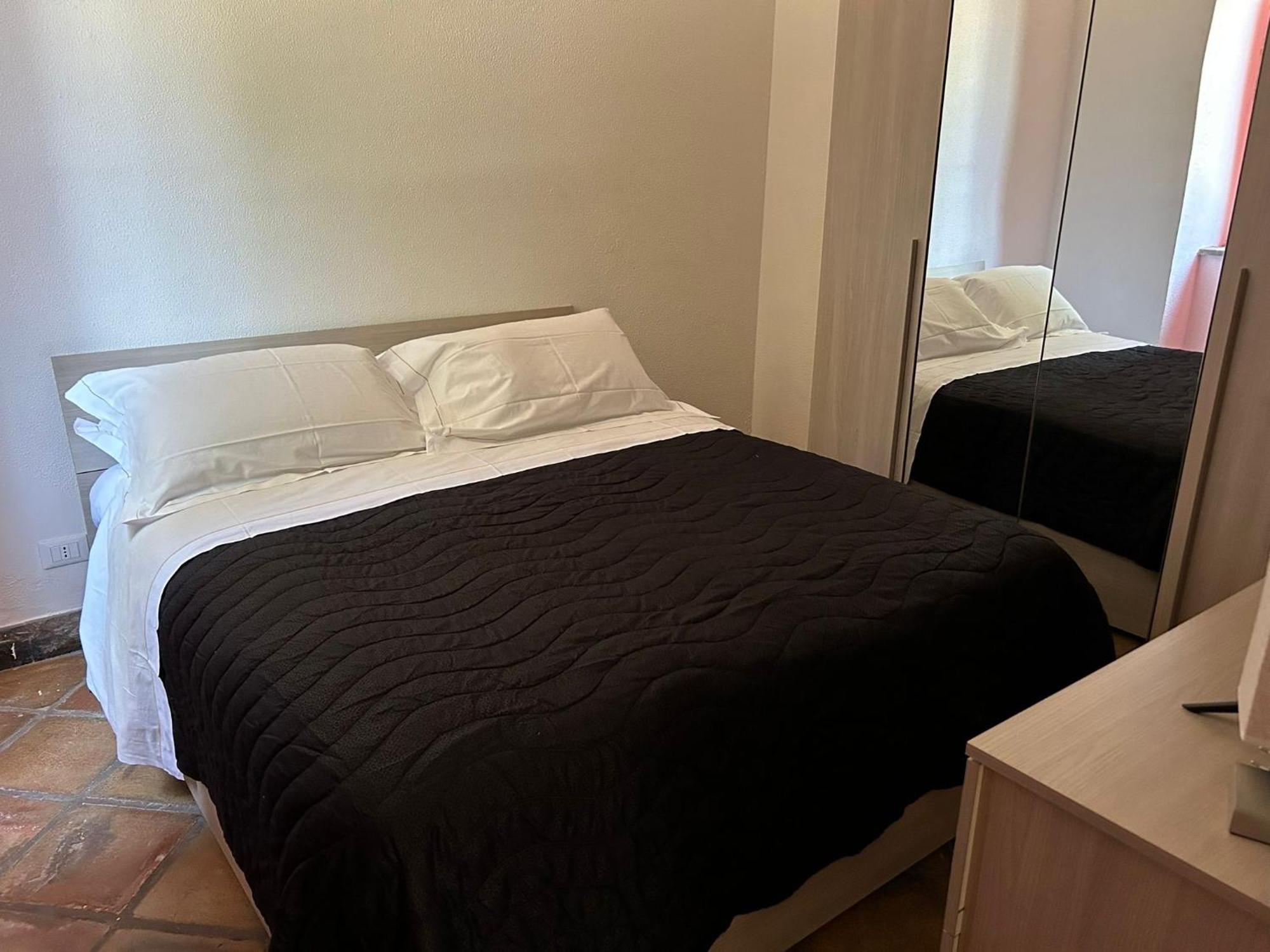 Li Cuti Apartments Catania Ngoại thất bức ảnh